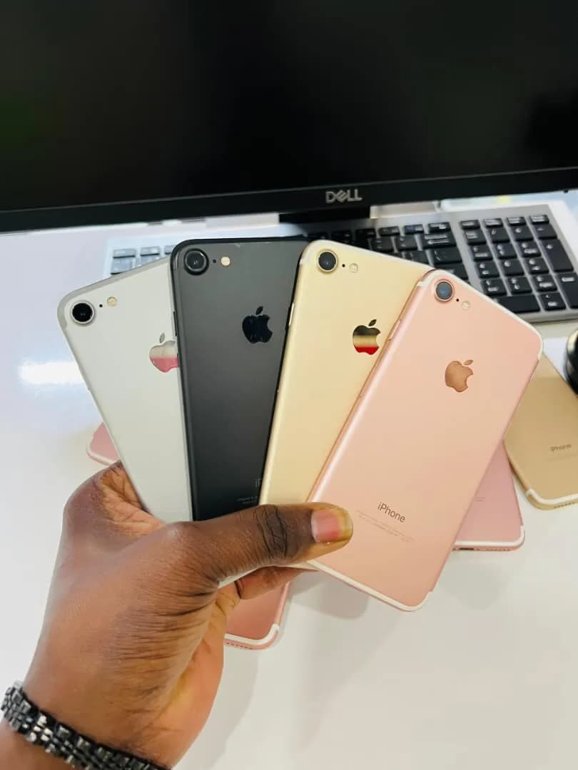 IPHONE 7 