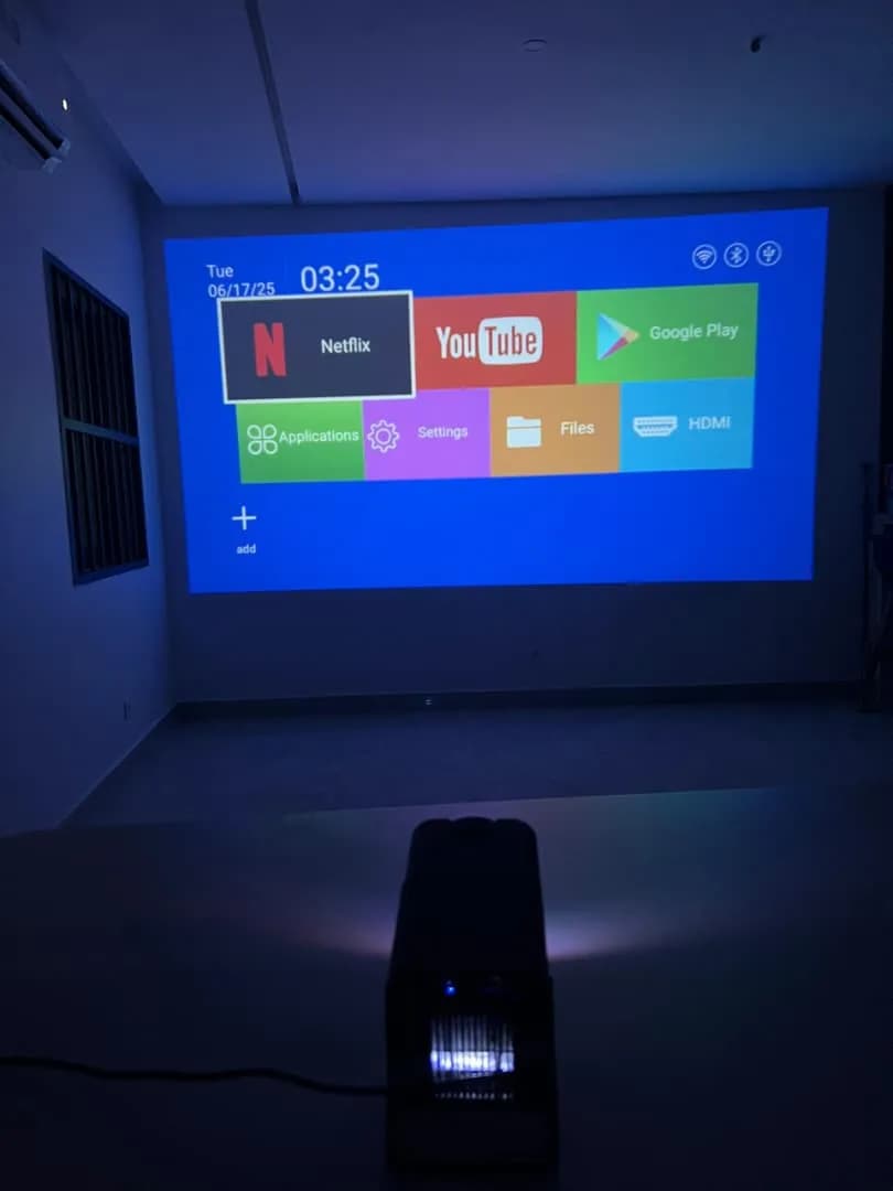 VIDÉO PROJECTEUR  3
