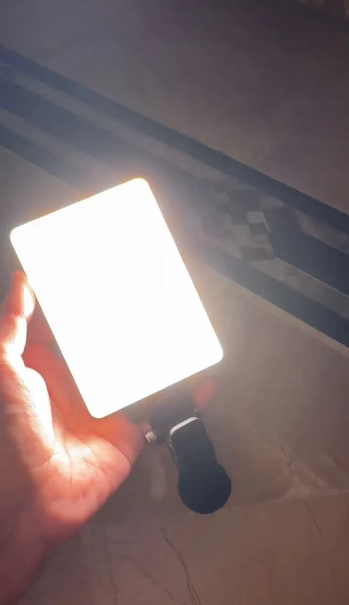 VL-60BI – La lumière professionnelle qui va partout avec vous. - 3