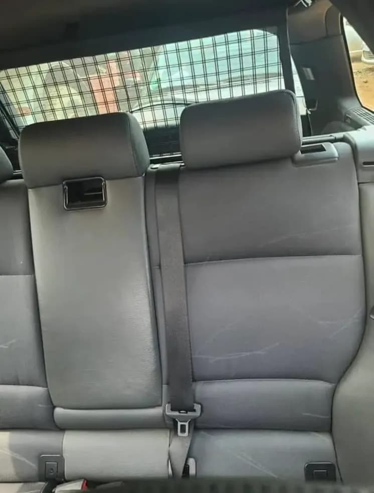 Voiture occasion très propre  2