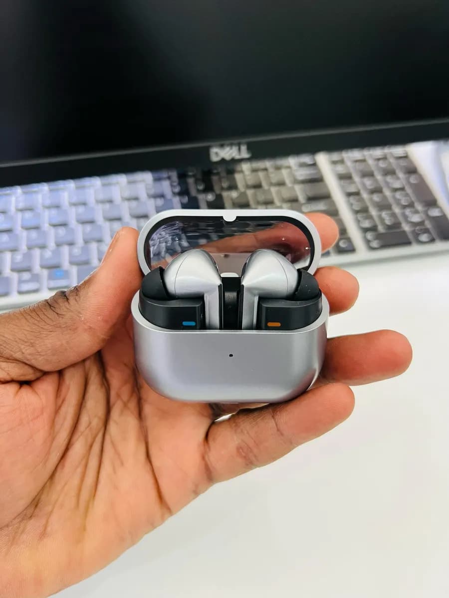 GALAXY BUDS 3 PRO 3