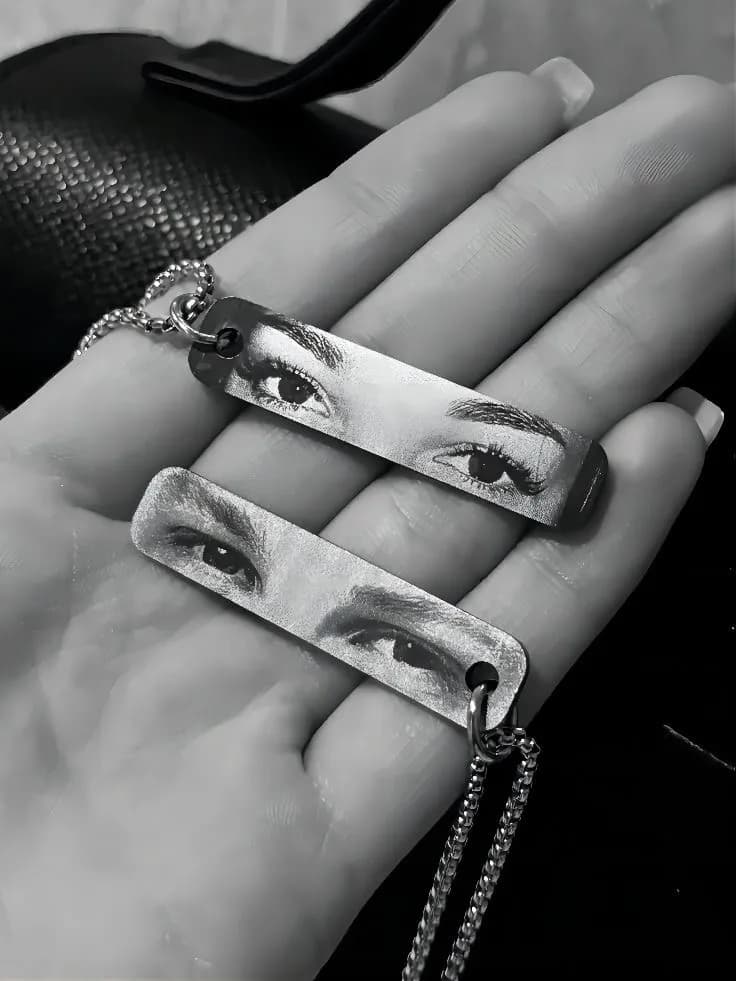Visage bracelet 